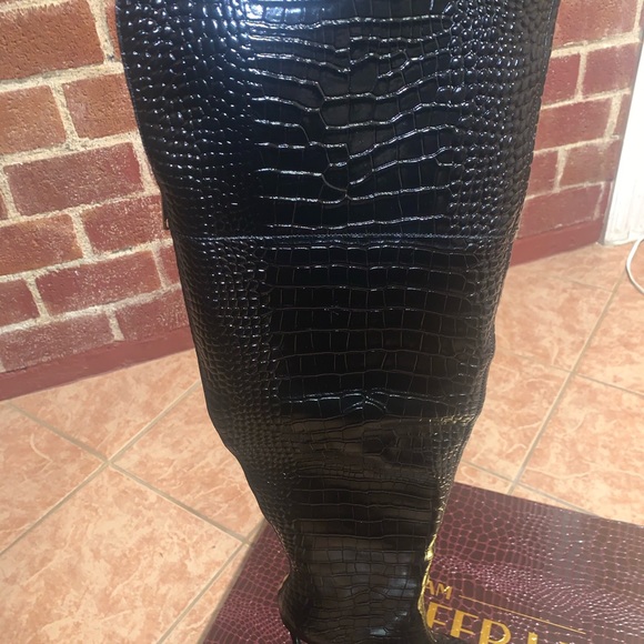 Jenniferle brand new croc leather thigh high boots - Picture 5 of 6